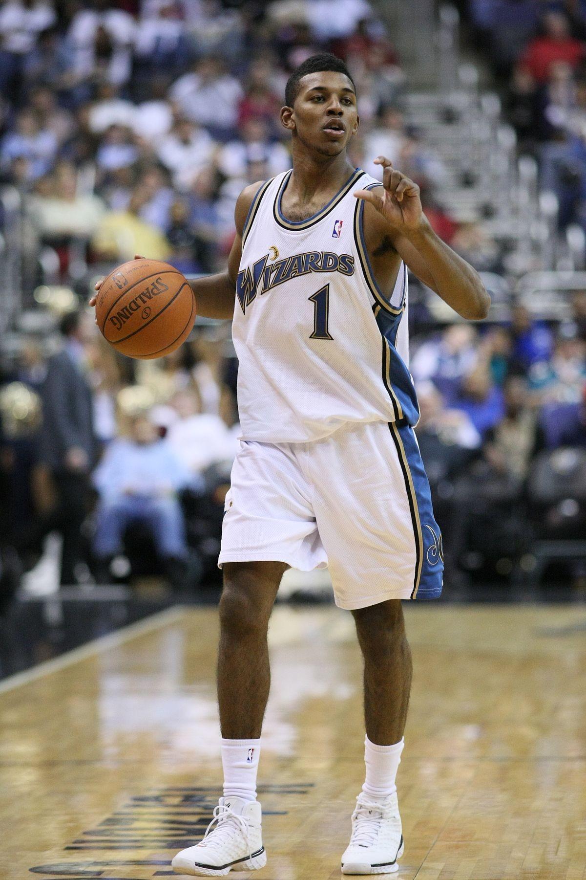 一起出众，瓦科为山东泰山官方合作伙伴一汽大众录制祝福视频（携手出彩，瓦科为山东泰山官方合作伙伴一汽-大众献上祝福视频）