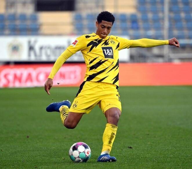 马刺NBA杯决赛输球后，面对东部2队狂胜53分（季中锦标赛决赛失利后，马刺连克两支东部球队净胜53分）