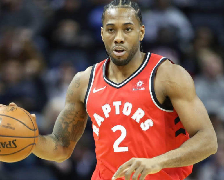 鲁媒：依木兰、陈泽仕参加山东队赛前合练，韩鹏参与了抢圈（鲁媒：依木兰、陈泽仕随队完成赛前合练 韩鹏亮相抢圈）