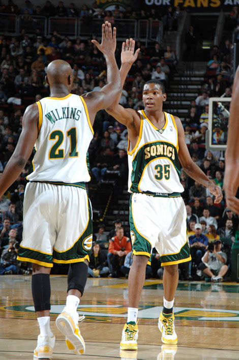 FM：诸多欧洲豪门有意布阿迪，他可能3月就进入法国国家队（FM：多家欧洲豪门追逐布阿迪，他有望于3月入选法国国家队）