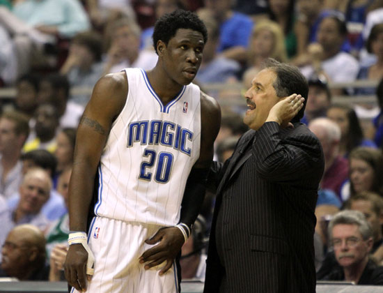 东体：足协要求所有女足国脚踢完全运会后立刻赶往国家队报到（东体：足协要求所有女足国脚全运会一结束即刻赴国家队报到）