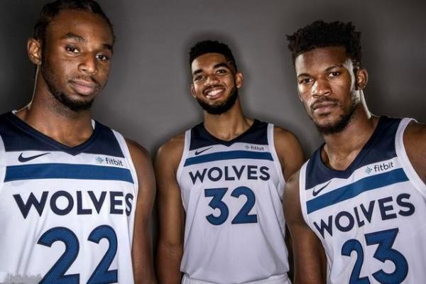 沈阳市委副书记李鹏宇：辽宁德比无论胜负都是辽宁足球的荣光（沈阳市委副书记李鹏宇：辽宁德比不论输赢，都是辽宁足球的荣耀）