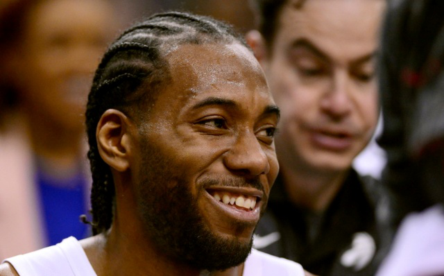 阿圭罗：阿根廷能赢2026世界杯；梅西是巴萨队史最重要的球员（阿圭罗：看好阿根廷夺得2026年世界杯，梅西是巴萨史上最重要的球员）